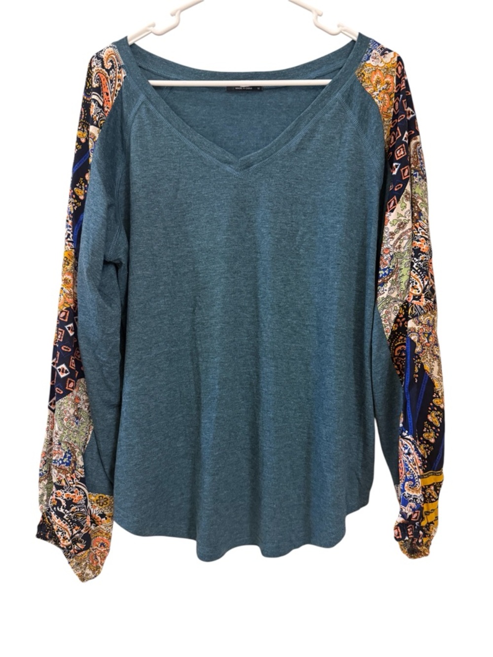 Beyove Boho Paisley Sleeve Top Medium V-Neck Soft Knit Festival Chic‎